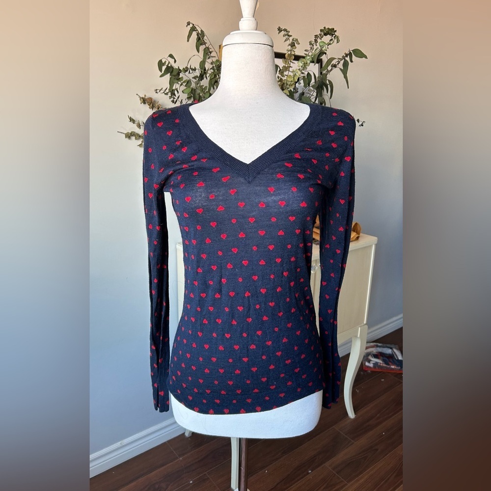 Print V-Neck Wool Blend Sweater - Medium
